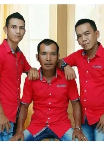 Omega Trio